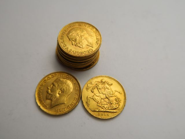 10 Pièces Georges V or. Frais acheteurs : 5 % HT