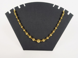 Vente aux enchères Collier en or, orné de perles en chute. Poids : 15.8 g