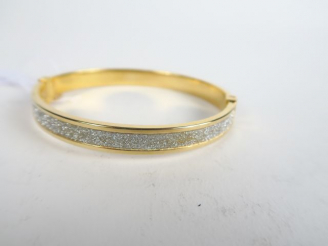 Vente aux enchères Bracelet à charnière en or 9 carats