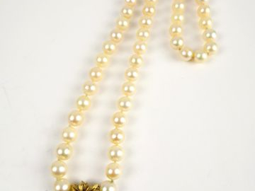 Collier de perles de culture, beau fermoir en or en forme de fleur, or