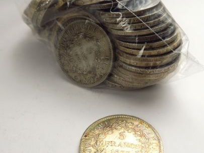 49 pièces de 5 francs argent : dont 2 pièces Leopold II roi des Belges