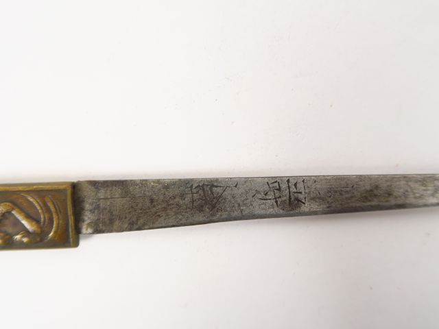 Tanto, fourreau en laque à l'imitation du bois. Japon, XIXème. L. tota