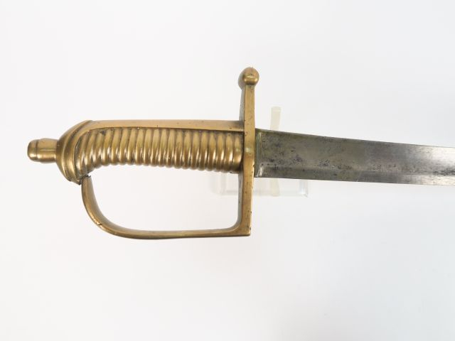 Sabre briquet modèle 1767 remonté avec une lame à la montmorency de 66