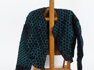 Robe XIXème en soie à rayures parme vertes et blanches en trois pièces