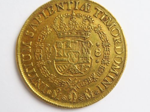 1 pièce de 8 escudos 1742