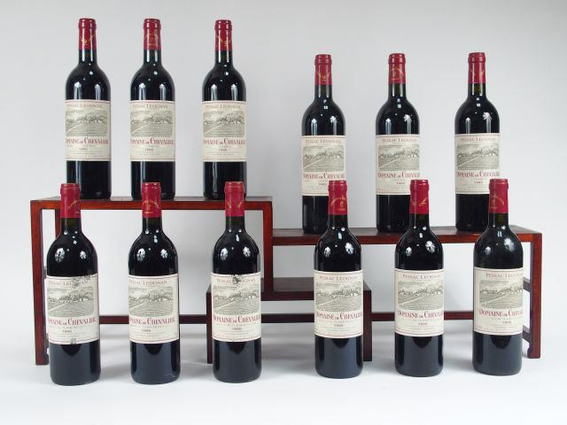 12 BOUTEILLES DOMAINE DE CHEVALIER CC GRAVES - 1995 - 2 ELA - CBO