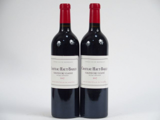 Vente aux enchères 2 BOUTEILLES CHÂTEAU HAUT BAILLY GCC GRAVES - 2007