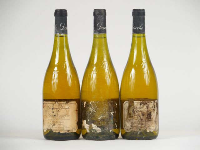 3 BOUTEILLES CHABLIS GC 'LES BLANCHOTS' DOMAINE LAROCHE - 1990 - 2 EA/