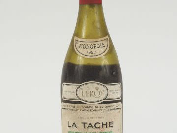 1 BOUTEILLE LA TACHE D.R.C. - 1957 - 8 CM/BOUCHON TOMBE/BLS