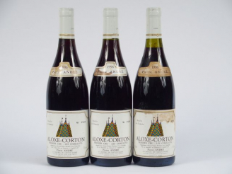 Vente aux enchères 3 BOUTEILLES ALOXE CORTON 1er CRU 'LES CHAILLOTS' P. ANDRE - 1996 - 1 