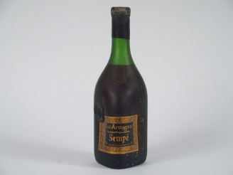 Vente aux enchères 1 BOUTEILLE VIEIL ARMAGNAC SEMPE - 1900 - CAPS AB