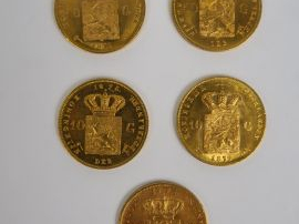 5 pièces de 10 guinées or