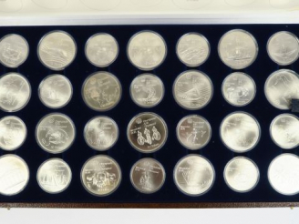 Vente aux enchères Coffret de 28 monnaies en argent 'Monnaie olympique canadienne 1976'