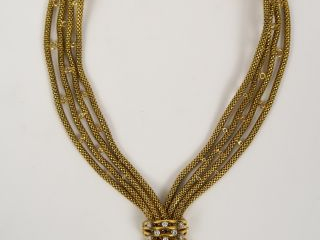 Vente aux enchères Collier en or 'foulard' 8 brillants.  114 g