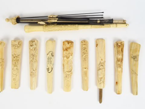 10 manches d'ombrelle en ivoire