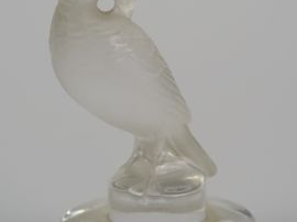 LALIQUE. Sujet en cristal 'oiseau'