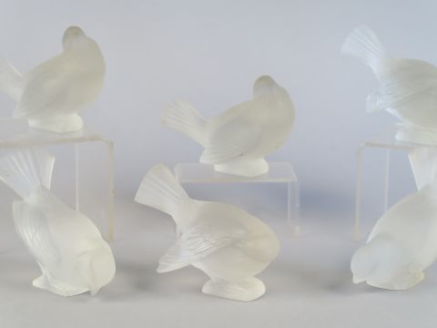 	LALIQUE. Suite de six sujets en cristal « Oiseaux » (un accidenté)