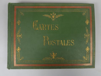 Vente aux enchères 8 albums de cartes postales et un album de gravures