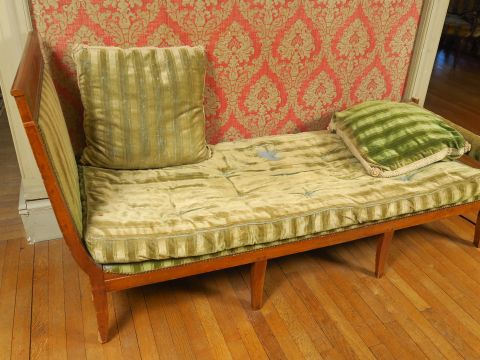 Divan de style Directoire