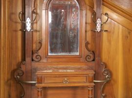 Vente aux enchères Porte manteau de style Henri II