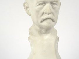 Vente aux enchères "Portrait d'homme à la moustache".  Sculpture en marbre, vers 1880.  H