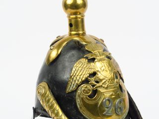 Vente aux enchères Rare casque Russe modèle 1844/45 d’infanterie du 26eme régiment « BELO