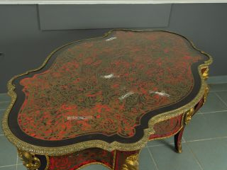 Table de milieu Napoléon III en marqueterie Boulle de laiton sur fond 