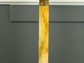 Vente aux enchères Sellette de style Empire en marbre jaune et bronze doré (petites égren