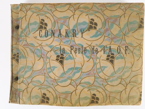 CONAKRY, la perle de l'A.O.F. Rare album de 87 photographies en très b