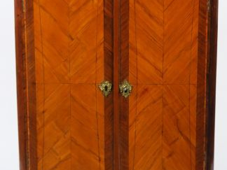 Secrétaire de dame Louis XV en marqueterie, ouvrant à deux portes déga