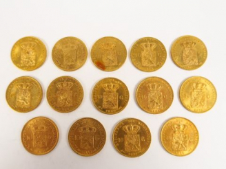 Vente aux enchères 14 pièces de 10 guinées or