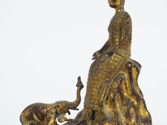 Groupe en bronze figurant des animaux présentant des offrandes au Boud