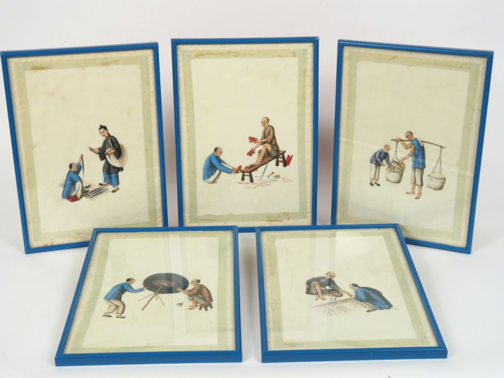 Suite de cinq gouaches de Canton sur papier de riz représentant différ