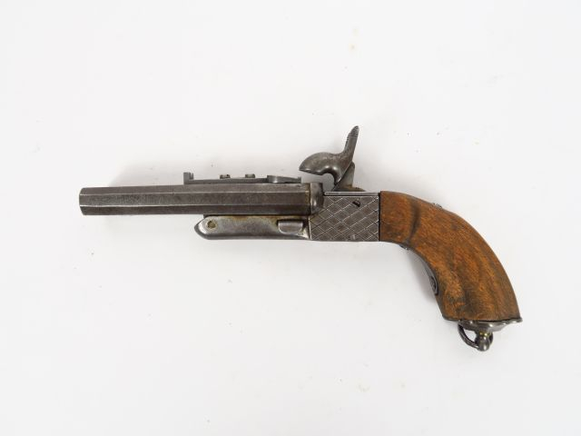 Pistolet de défense a canons juxtaposés calibre 12mm à broche modèle d