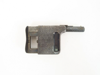 Vente aux enchères Jolie mitrailleuse de poche le Gaulois de Manufrance en calibre 8mm, v
