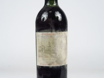 1 BOUTEILLE CHÂTEAU COS D'ESTOURNEL GCC ST ESTEPHE - 1945 - LB/ES/EF/E