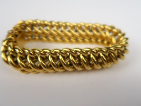 Bracelet gourmette en or jaune. Poids : 68,3 g