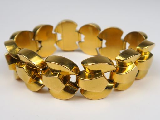 Bracelet Art Déco en or. Poids : 60,20 g