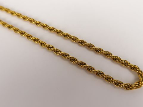 Collier chaîne en or jaune. Poids : 18,7 g