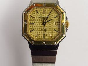 Vente aux enchères LONGINES. Montre de dame en acier, cadran octogonal
