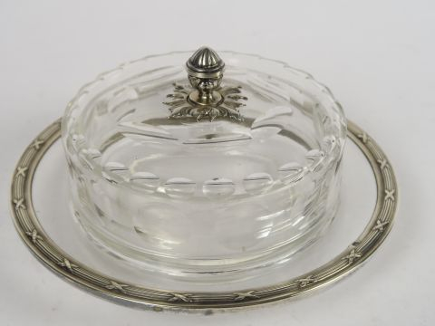Beurrier en cristal et argent (égrenure au cristal, mariage de raison