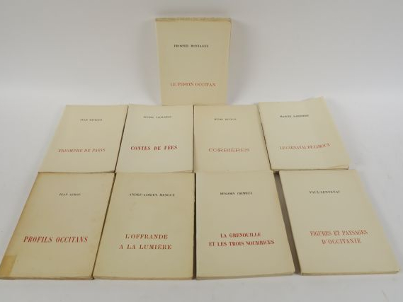 A LA PORTE D'AUDE. Collection d'Ecrivains Audois. Carcassonne, Edition