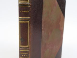 Vente aux enchères FARRÈRE (Claude). Mademoiselle Dax Jeune Fille. Illustré de quatorze c