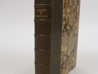 MENDÈS (Catulle). La Femme-enfant. Paris, Charpentier 1891. in-12. 1/2