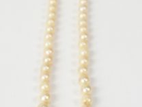 Collier de perles de culture disposées en chute. 50cm