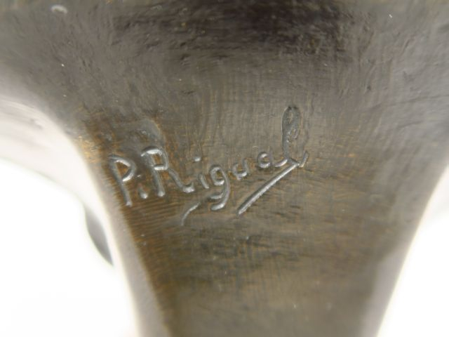 P. RIGUAL "Portrait de Napoléon en buste" Sculpture en bronze à patine