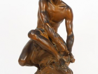 Vente aux enchères PIGALLE (d'après)"Mercure" Sculpture en terre cuite patinée. Signée (a
