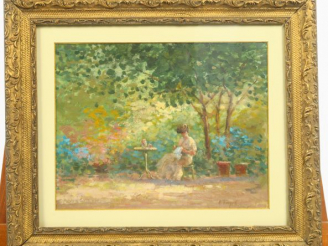 Vente aux enchères A. FOUQUET "Jeune femme à l'ouvrage" Huile sur carton. Signée en bas à