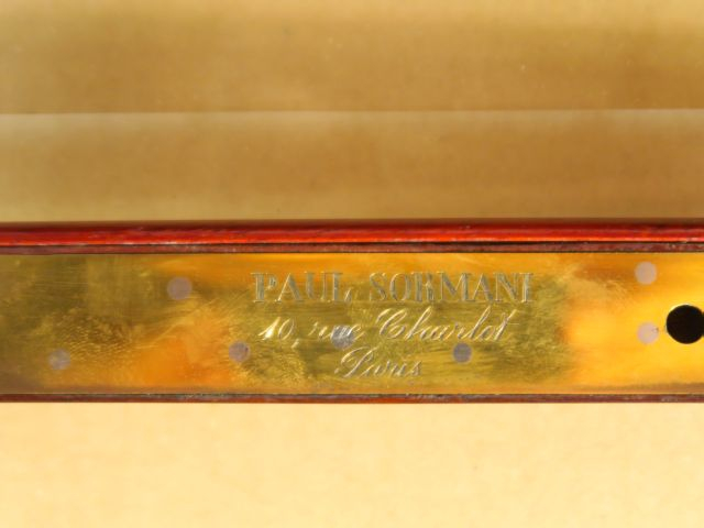 SORMANI. Vitrine XIXème de style Louis XVI en acajou et placage d'acaj