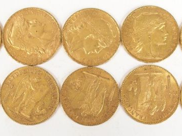 10 pièces de 20 Francs or: - 4 x Génie, - 5 x Marianne, -1 x Louis Phi
